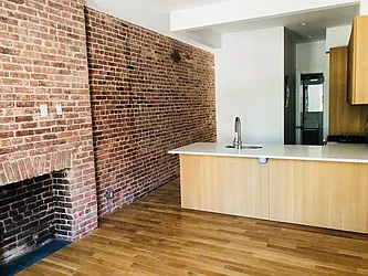 Rented by Michal Kuras, LREB