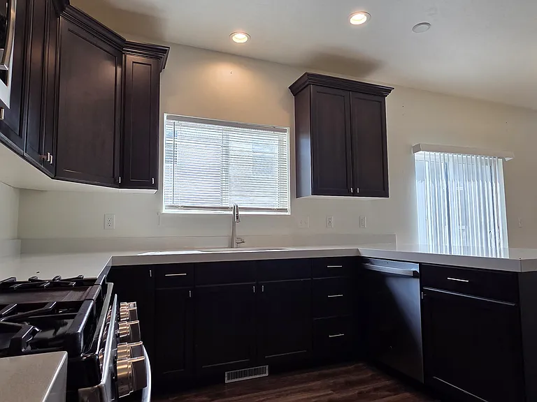 4697 E Breezy Patch Rd — Photo 7