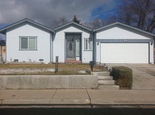 916 Palmwood Dr, Sparks, NV 89434