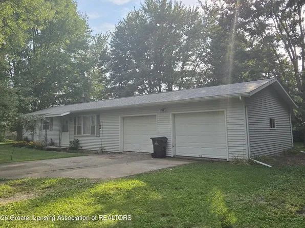 398 3rd St, Sunfield, MI 48890