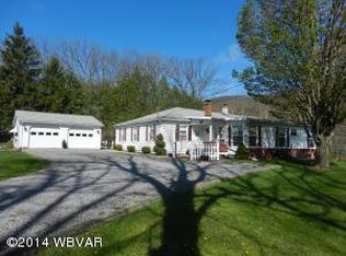 105 Hickory Ln, South Williamsport, PA 17702