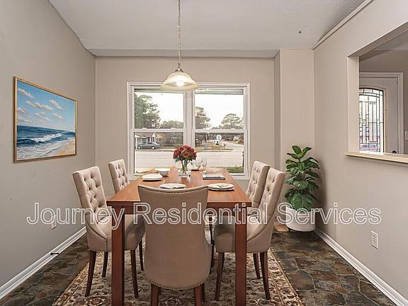 3rd image of 1547 Bingham Dr