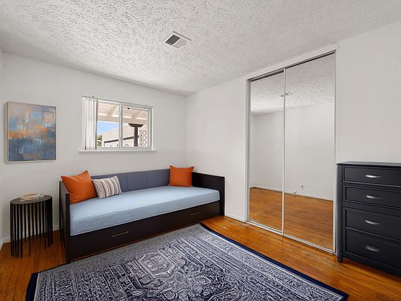 5th image of 456 Pomona Avenue