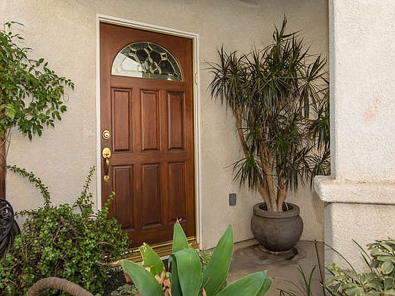 3rd image of 8316 Chelsea Ln