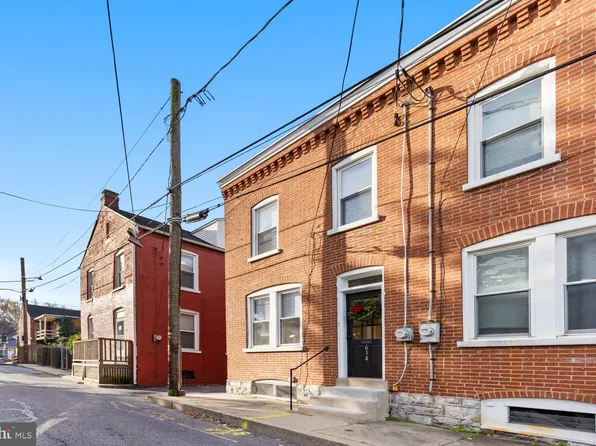 614 Olive St, Lancaster, PA 17602