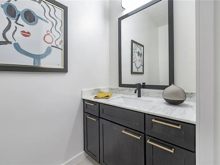 Hazel Southpark — Photo 19