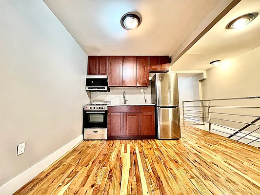 Rented by Doorway NYC, LLC | media 26