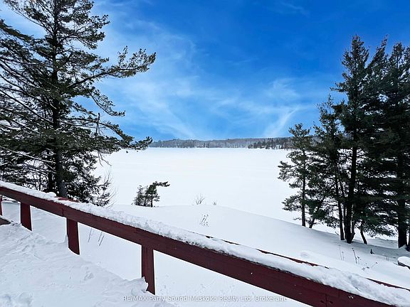 3rd image of 45 Ridgeway Dr