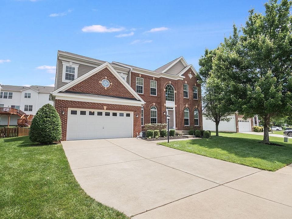 1st image of 15055 Barnes Meadows Ct