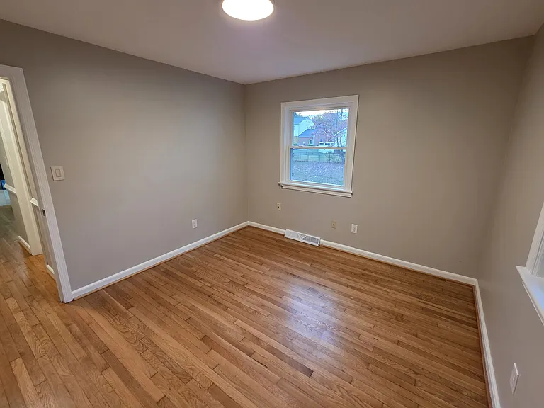 202 Ward Dr — Photo 12