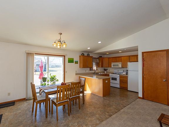 2nd image of 1311 Crimson Leaf Dr