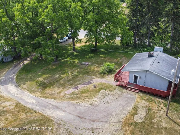 11697 Kinneville Rd, Eaton Rapids, MI 48827