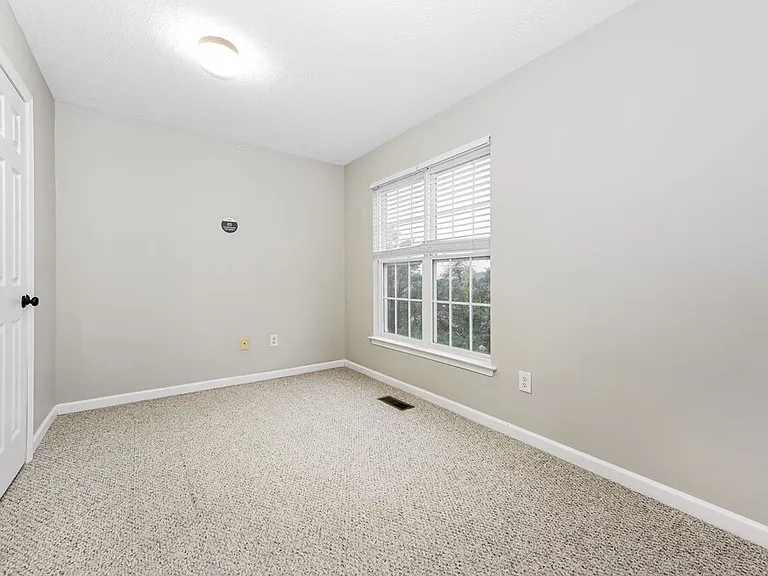 3208 Nicole Dr — Photo 15