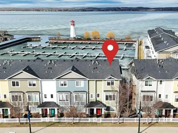 5210 SW Lakeshore Dr #106, Sylvan Lake, AB T4S 0M6