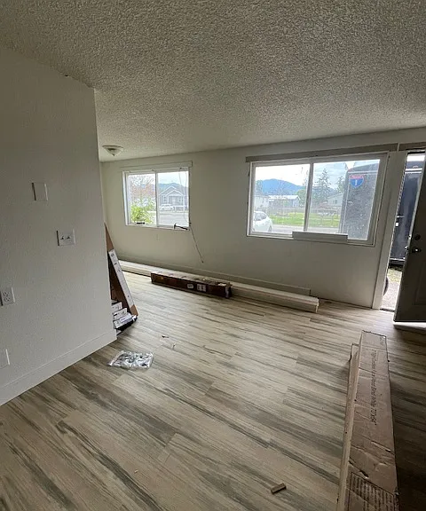 540 2nd St #4 — Photo 3