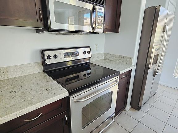 4th image of 1920 E Bell Rd Unit 1193