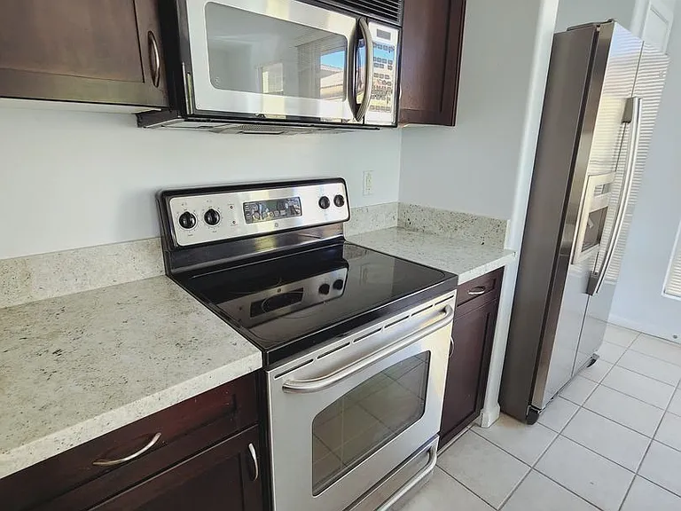 1920 E Bell Rd #1193 — Photo 4