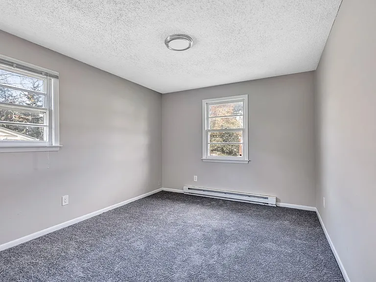 258 Birchfield Dr #4 — Photo 15