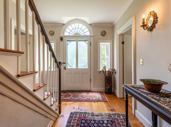 61 Academy Circle, Woodstock, VT 05071
