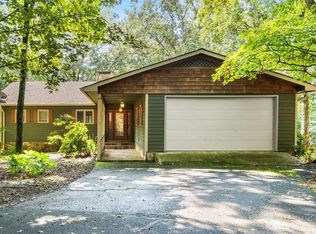 31 Hilltop Dr, Hayesville, NC 28904