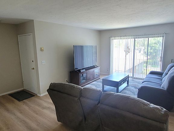 2nd image of 4542 Maple Ave #3A