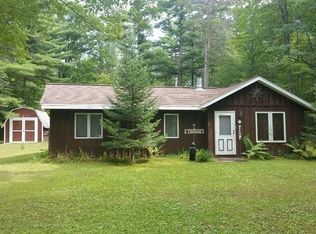 N18046 Lindquist Lake Rd, Pembine, WI 54156