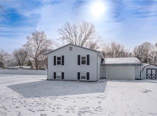 5648 Hill Run Cir NW, Massillon, OH 44646