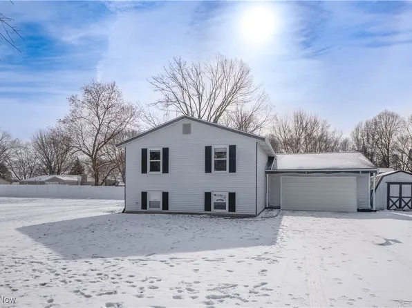 5648 Hill Run Cir NW, Massillon, OH 44646