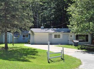 3294 Lansing St, Harrison, MI 48625