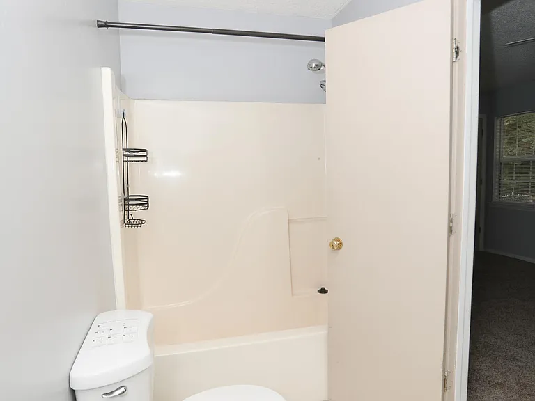 621 S Hampton Dr — Photo 18