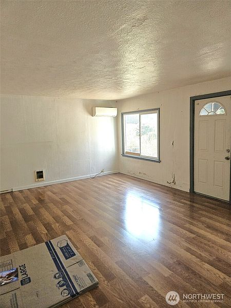 5th image of 3823 E K Street