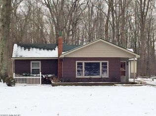 3951 Pier Rd, Benton Harbor, MI 49022