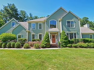 7 Lyons St, Franklin, MA 02038