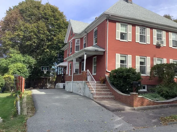 20 N Emerson St, Wakefield, MA 01880