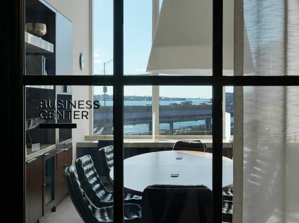 252 South Street image 9 of 36