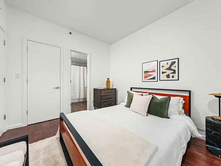 40 N 4th St #2W — Photo 3