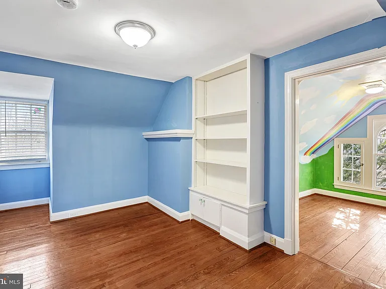 3916 Military Rd — Photo 24