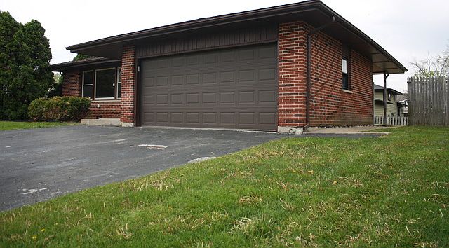 1st image of 19924 Crescent Ave
