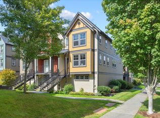 7111 Shinkle Pl SW, Seattle, WA 98106