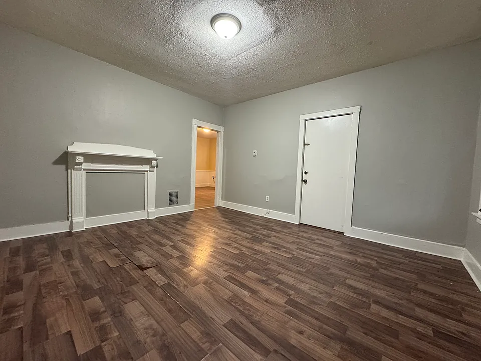 17 Elliott St #1A