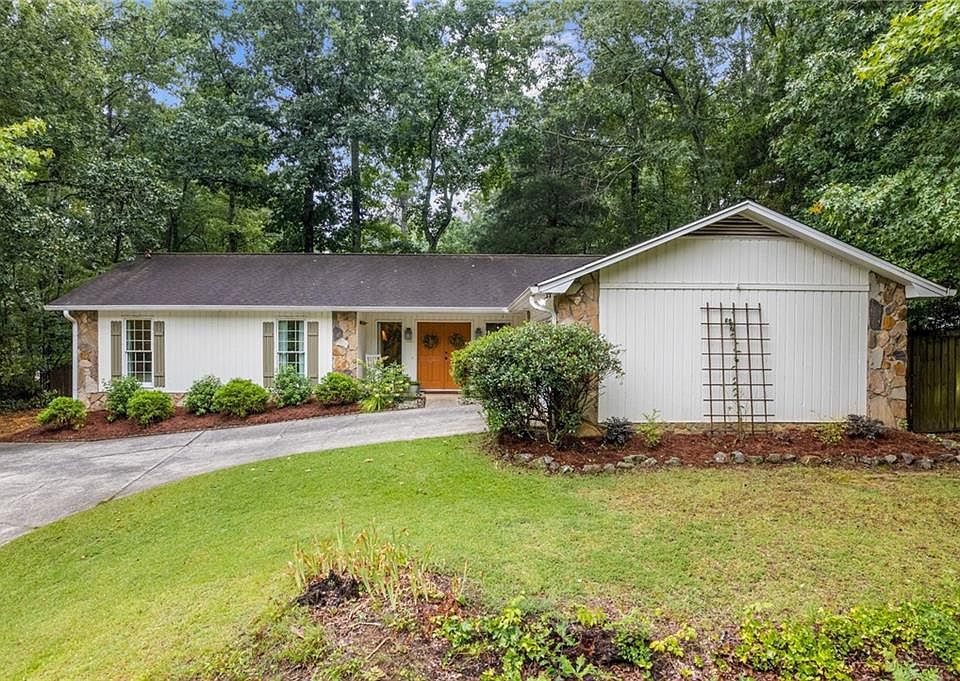 1st image of 3330 Creek Hollow Dr