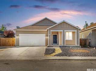 1204 Mountain Rose Dr, Fernley, NV 89408