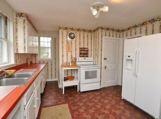 264 E Main St, Moorestown, NJ 08057