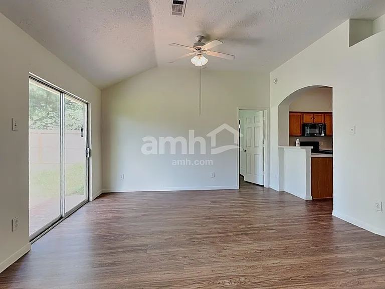 9710 Sundew Dr — Photo 5
