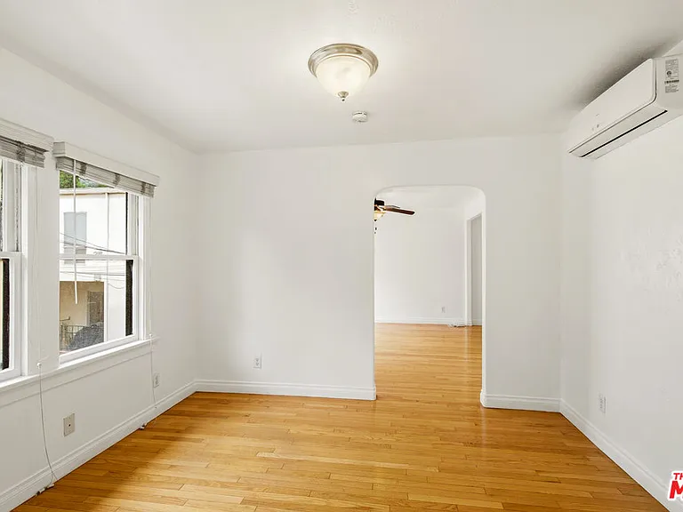 4427 Finley Ave #1/4 — Photo 16