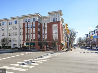 2655 Prosperity Ave APT 307, Fairfax, VA 22031