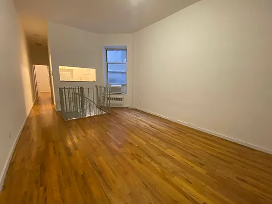 Rented by Bond New York | media 11