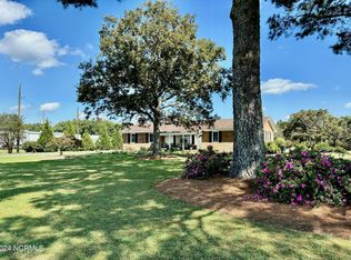 340 W Hanrahan Rd, Grifton, NC 28530