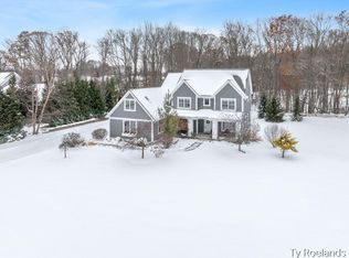 3757 Lake Birch St NE, Grand Rapids, MI 49525