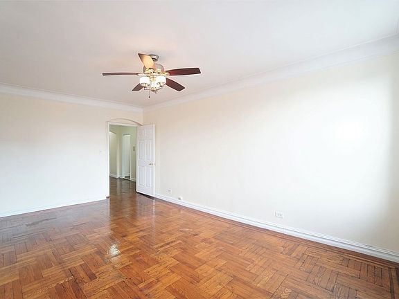 3rd image of 4755 39th Pl APT 5E